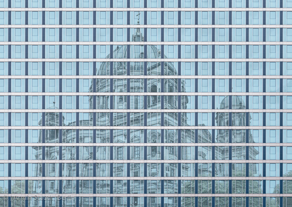 architectural pattern, window facade with the mirroring Berliner Dom